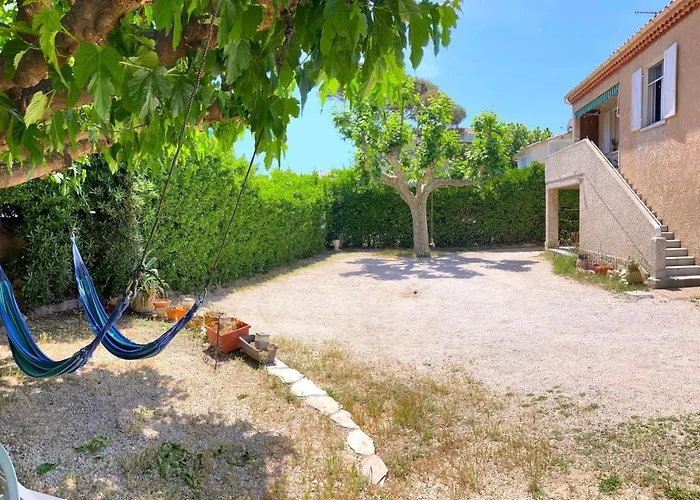 Blue Summer Vibes Duplex Studio For 4P, Ac, Sea View, Parking, Beach At 50M, Spa Access -3